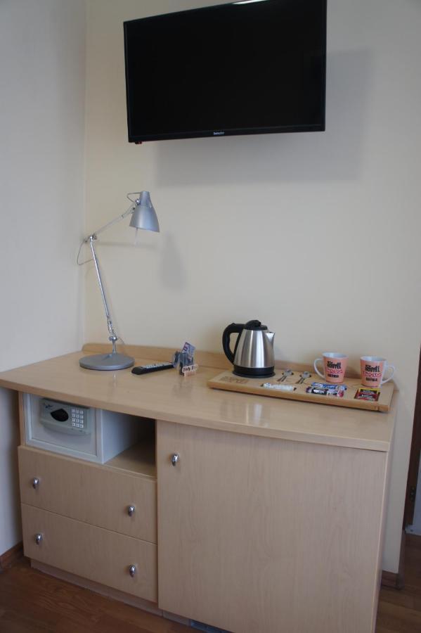 Bialy Slon Delux Hostel Gdynia Kültér fotó