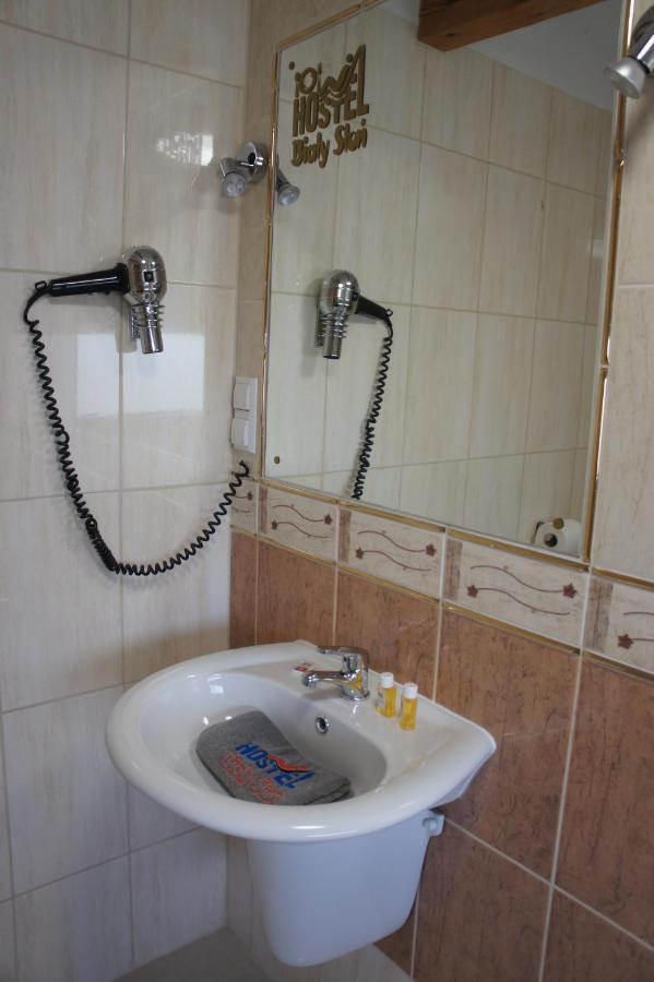 Bialy Slon Delux Hostel Gdynia Kültér fotó