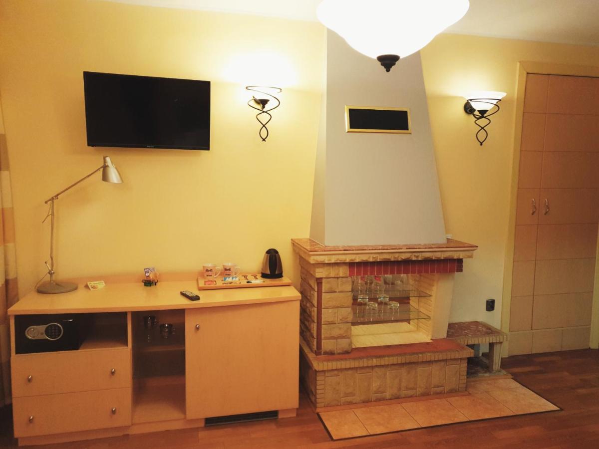 Bialy Slon Delux Hostel Gdynia Kültér fotó